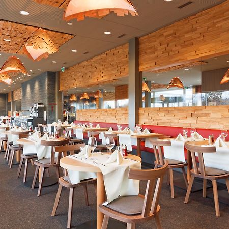 Swissever Hotel Zug Steinhausen Exteriör bild