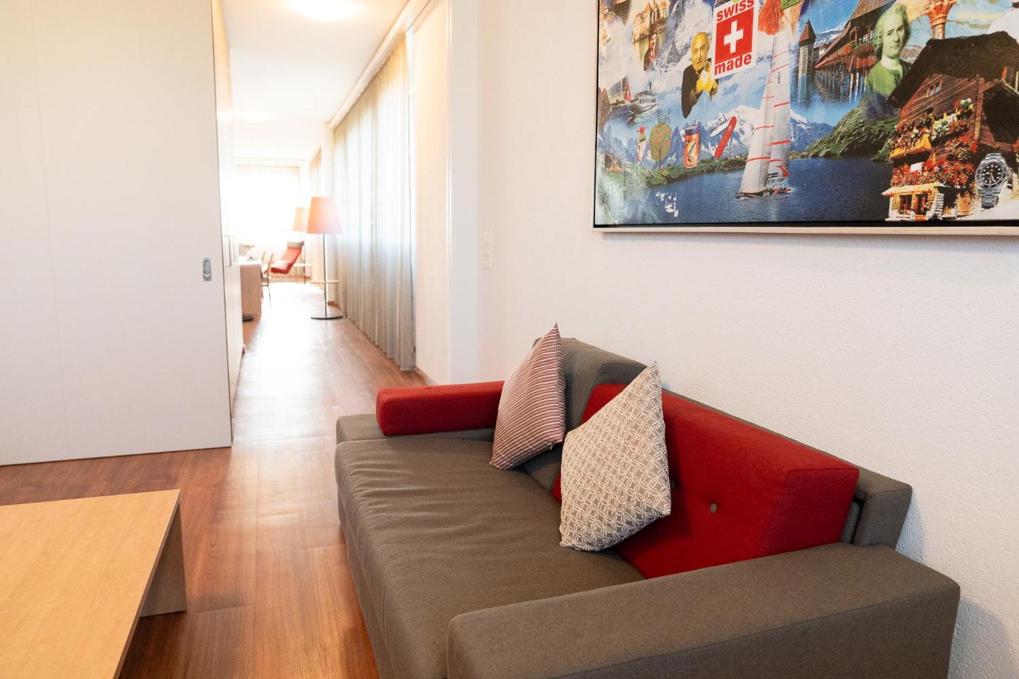 Swissever Hotel Zug Steinhausen Rum bild
